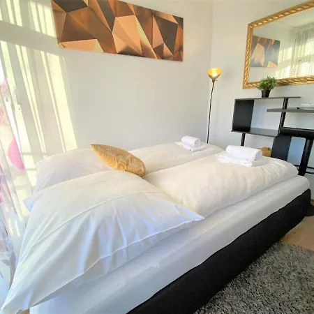 Lägenhet Exclusives In Bestlage +netflix +boxspring