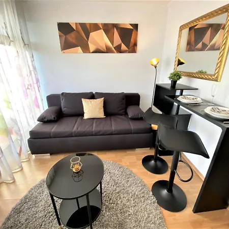 Exclusives In Bestlage +netflix +boxspring Apartment *